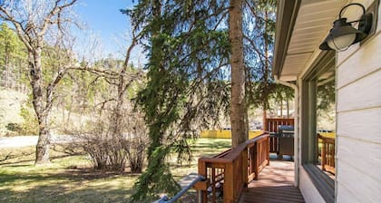 ⁑Forest Haven⁑Secluded & Scenic⁑Close to town⁑