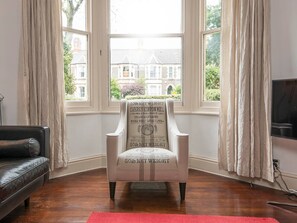 テレビ、ステレオ