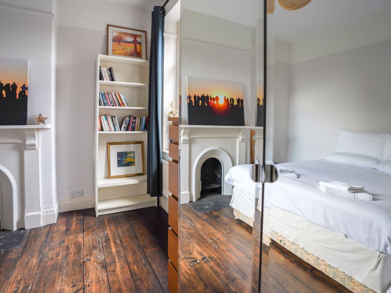 4 bedrooms, desk, iron/ironing board, WiFi