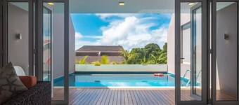 Modern Villa With Private Pool -cliffhanger Villas