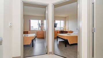 Economy Room | 2 bedrooms, desk, laptop workspace, free WiFi