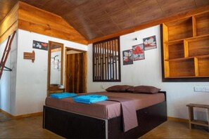 5 camere, una cassaforte in camera, una scrivania, Wi-Fi gratuito