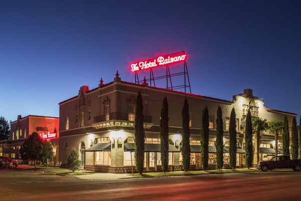 The Hotel Paisano - Marfa, TX
