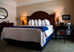 Junior Suite | Pillowtop beds, iron/ironing board, cribs/infant beds, free WiFi