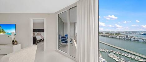 2 chambres, bureau, Wi-Fi, draps fournis