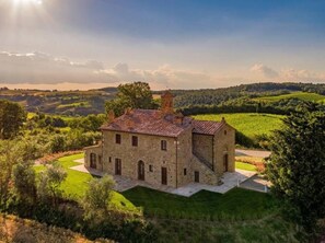 Exterior - San Bartolomeo di Caselle - Apt Ground Floor (Toscana)