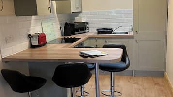 Apartment | Private kitchen | Fridge, microwave, oven, stovetop