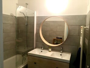 Towels - Apartment with garden near Montmartre (Paris)