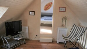 2 bedrooms, bed sheets - Cosy house with balcony near the sea (Dinard)