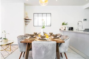 Dining - Brand new Building Near Condesa! (Ciudad de México)