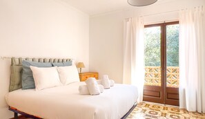 3 bedrooms, free WiFi, bed sheets