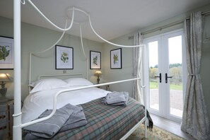 2 Schlafzimmer, Bügeleisen/Bügelbrett, Reisekinderbett, WLAN