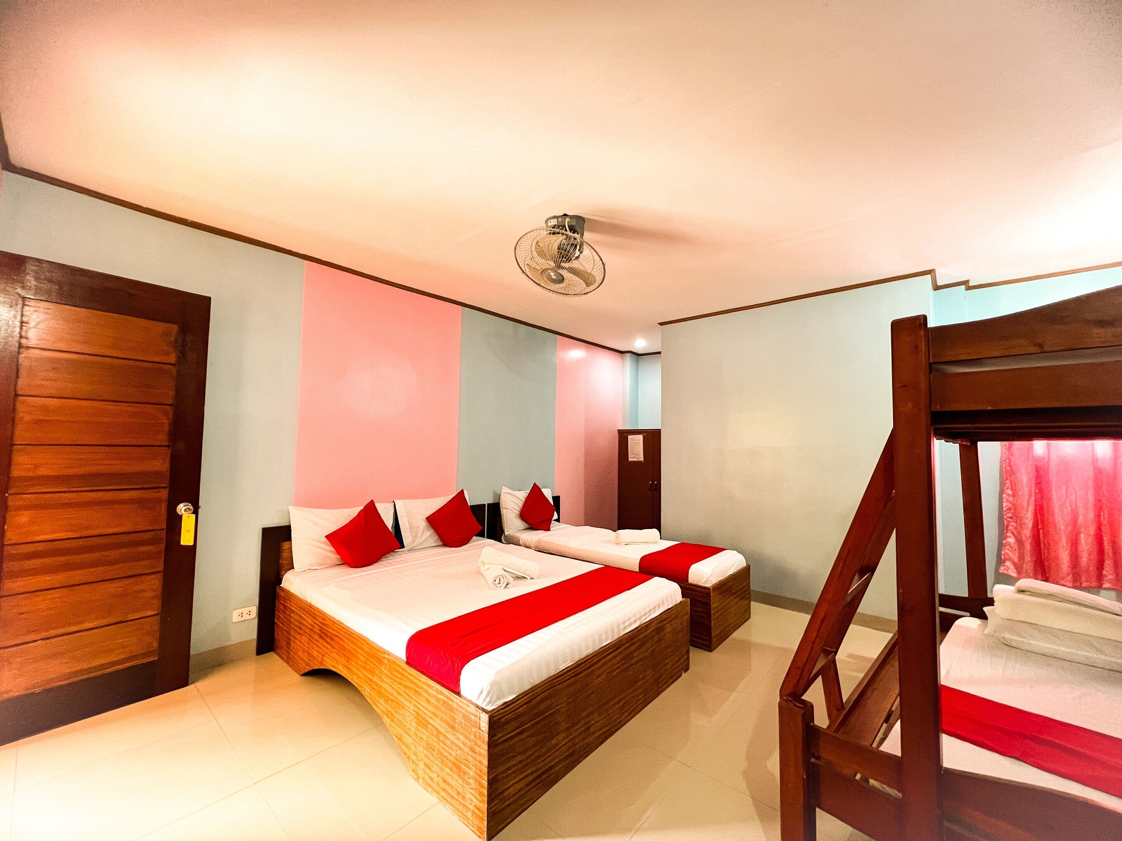 Free WiFi, bed sheets