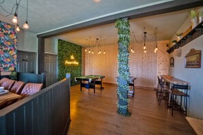 House, Ensuite | Children's play area - outdoor