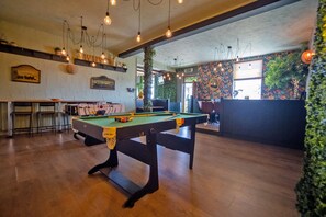 House, Ensuite | Interior - Waterfall Country Escape (Neath)