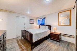 2 chambres, fer et planche Ă repasser, Wi-Fi, draps fournis