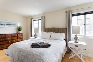 3 bedrooms, iron/ironing board, travel cot, WiFi