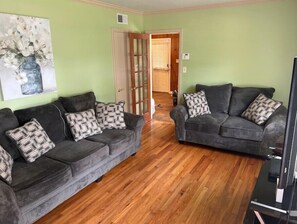 Smart TV, video games, computer monitors