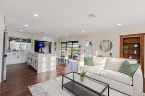 Smart TV, fireplace, video games