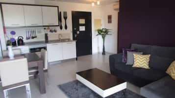 Apartment | Living area