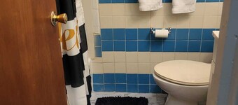 Entire Apt at Chester