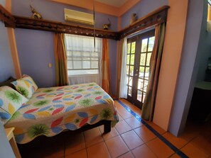 2 bedrooms, iron/ironing board, travel crib, free WiFi - Private, Cozy, 2 Bedroom Suite - 2 Minutes from the Beach! (Lance aux Epines)