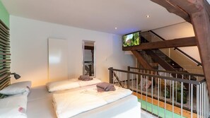 2 bedrooms, free WiFi