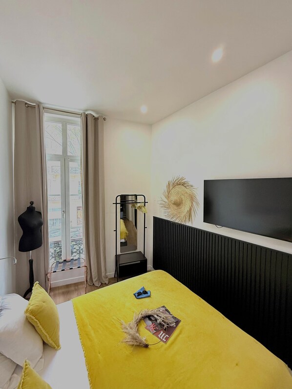 Premium bedding, pillowtop beds, minibar, in-room safe