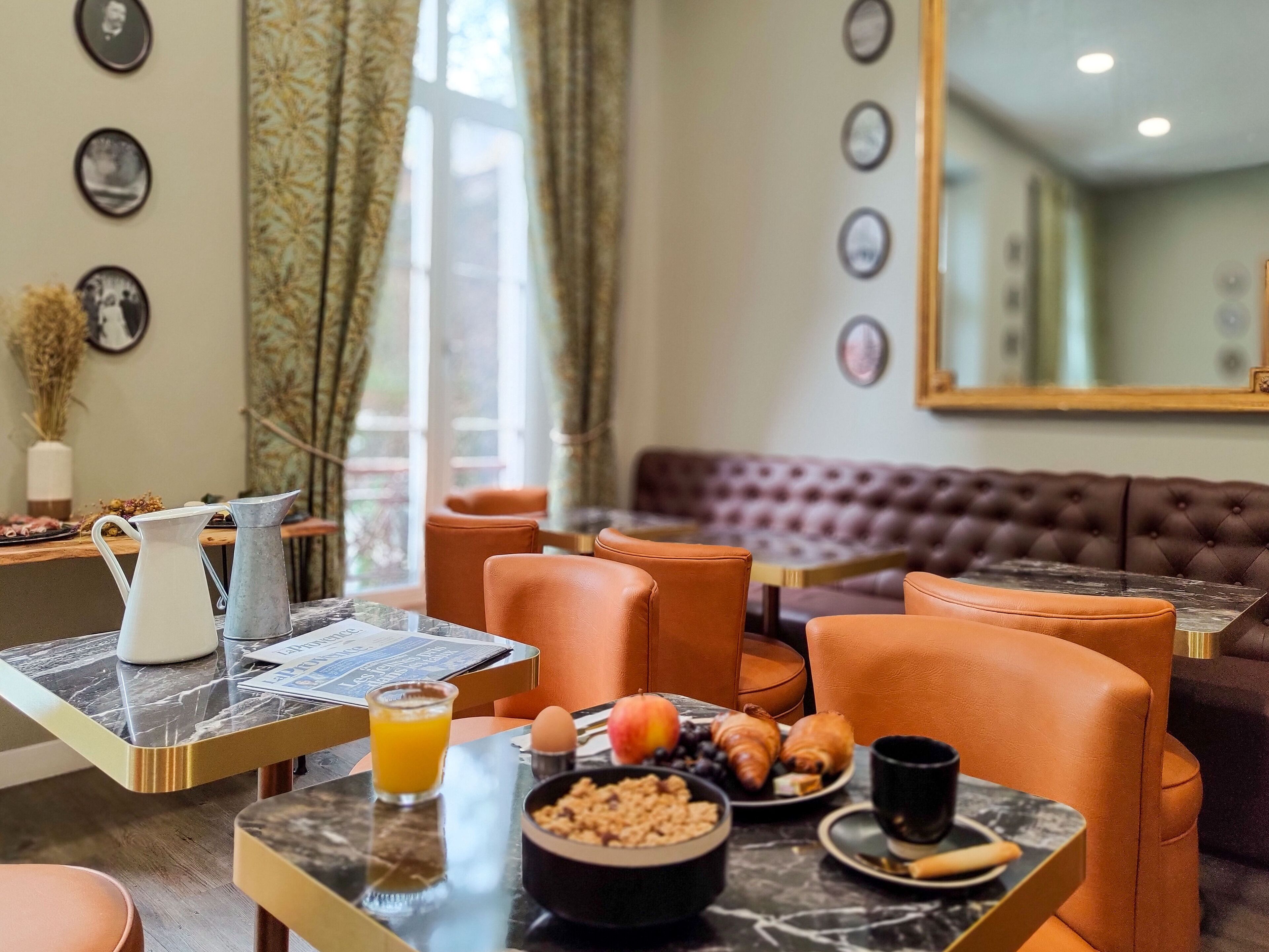 Morgenmadsbuffet hver dag (10.00 EUR pr. person)