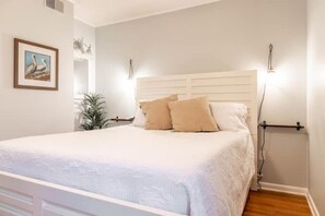 1 chambre, fer et planche Ă repasser, Wi-Fi gratuit, draps fournis