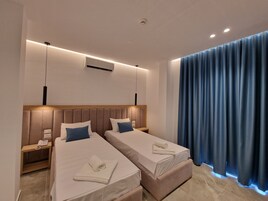 Economy Double Room | Soundproofing, free WiFi, bed sheets, wheelchair access