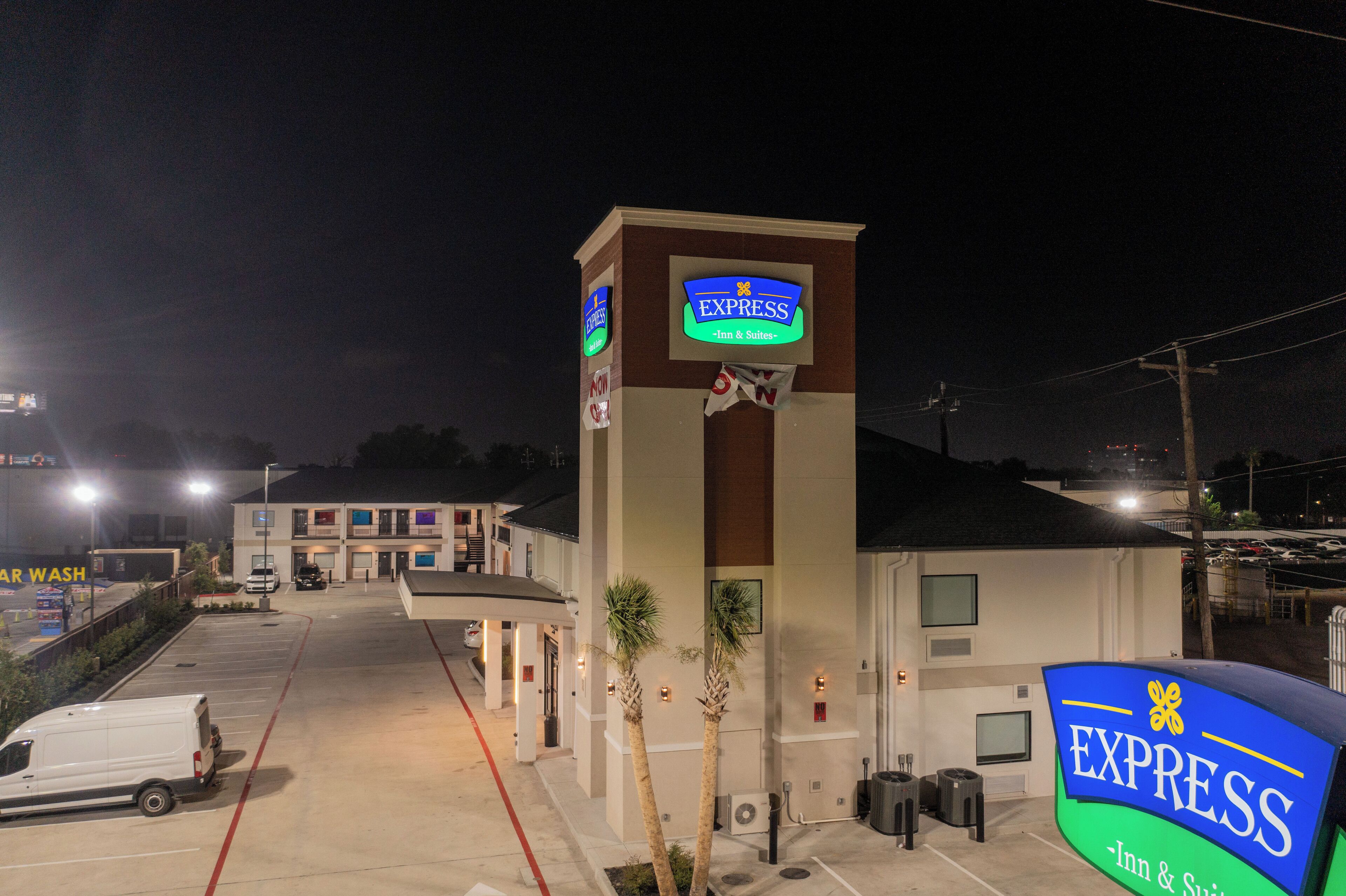 Photo - Express Inn & Suites