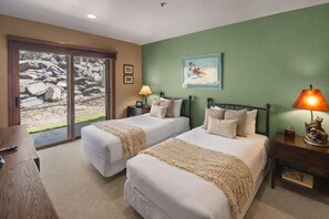 3 chambres, fer et planche à repasser, Wi-Fi gratuit, draps fournis