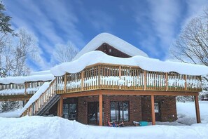 Exterior - Spring Hill Lodge - Three Bedroom Cottage, Sleeps 8 (McKellar)