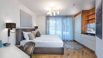 3 bedrooms, free WiFi, bed sheets
