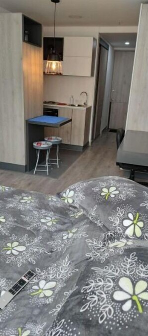 2 Schlafzimmer, Schreibtisch, WLAN