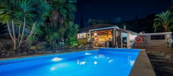 Cubo's Mijas Finca Huerta Rica Buganvilla / air conditioning / free wifi