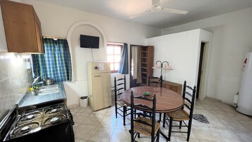 Decoración personalizada, muebles diferentes y wifi gratis