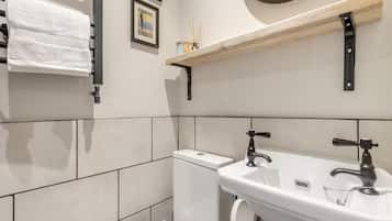 Casa de campo | Baño | Regadera y toallas