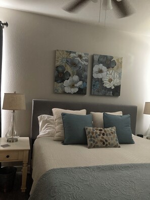 2 bedrooms, desk, iron/ironing board, free WiFi