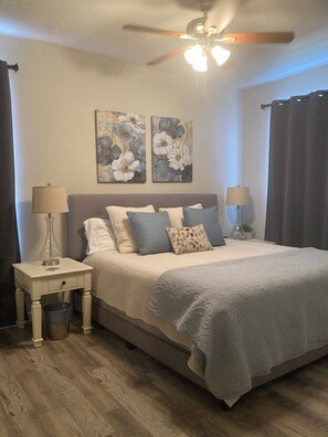 2 bedrooms, desk, iron/ironing board, free WiFi