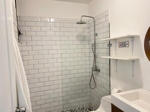 Standard Apartment | Bathroom - Short Term Residences (Santo Domingo)