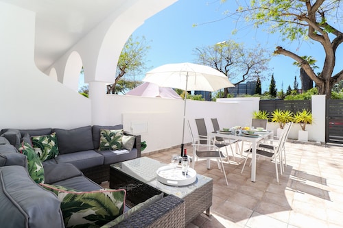 Superb townhouse with big sunny terrace