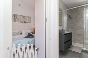 1 Schlafzimmer, Zimmersafe, Bügeleisen/Bügelbrett, kostenloses WLAN