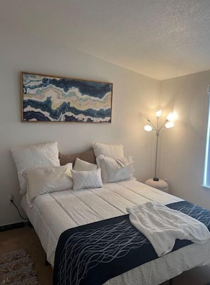 1 多间卧室、熨斗/熨衣板、免费 WiFi、床单