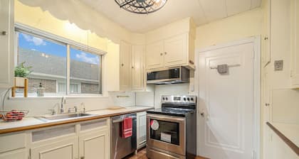 Mansion with Pub in Basement‼️