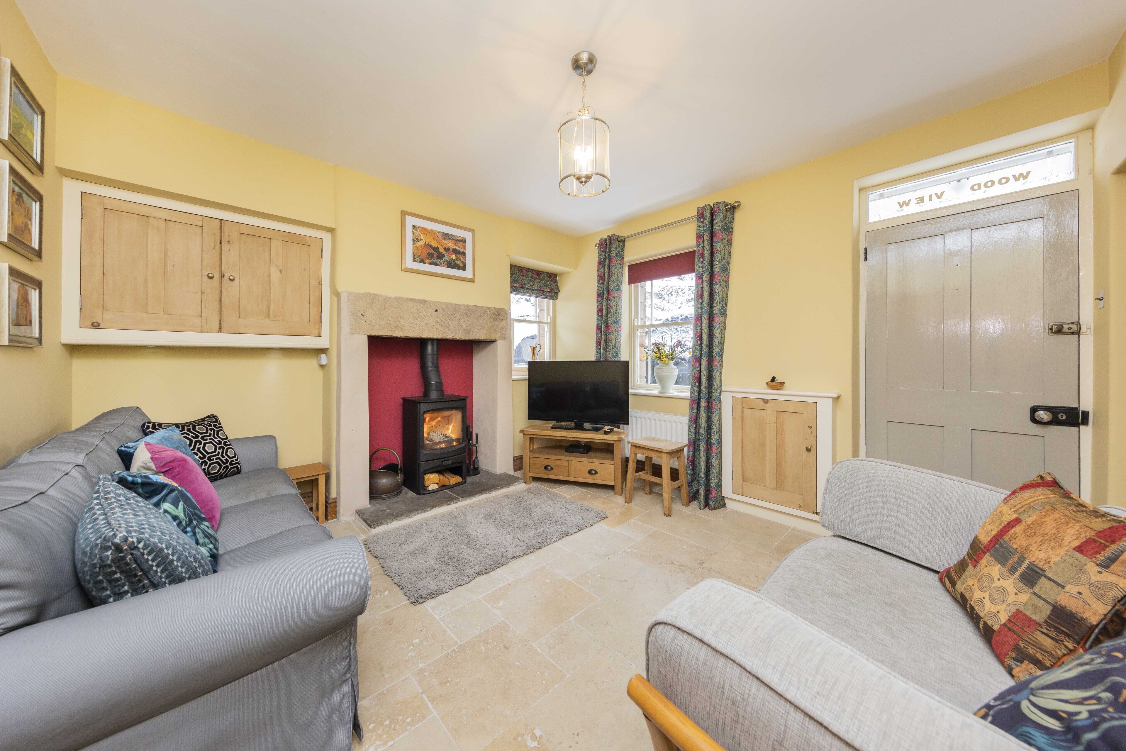 المنشأة من الداخل