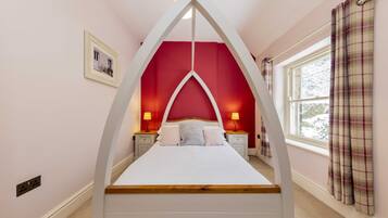 Cottage, 2 Bedrooms | Bed sheets