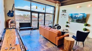 TV connectée, jeux vidéo