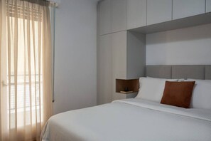 2 室のベッドルーム、デスク、アイロン / アイロン台、WiFi (無料)